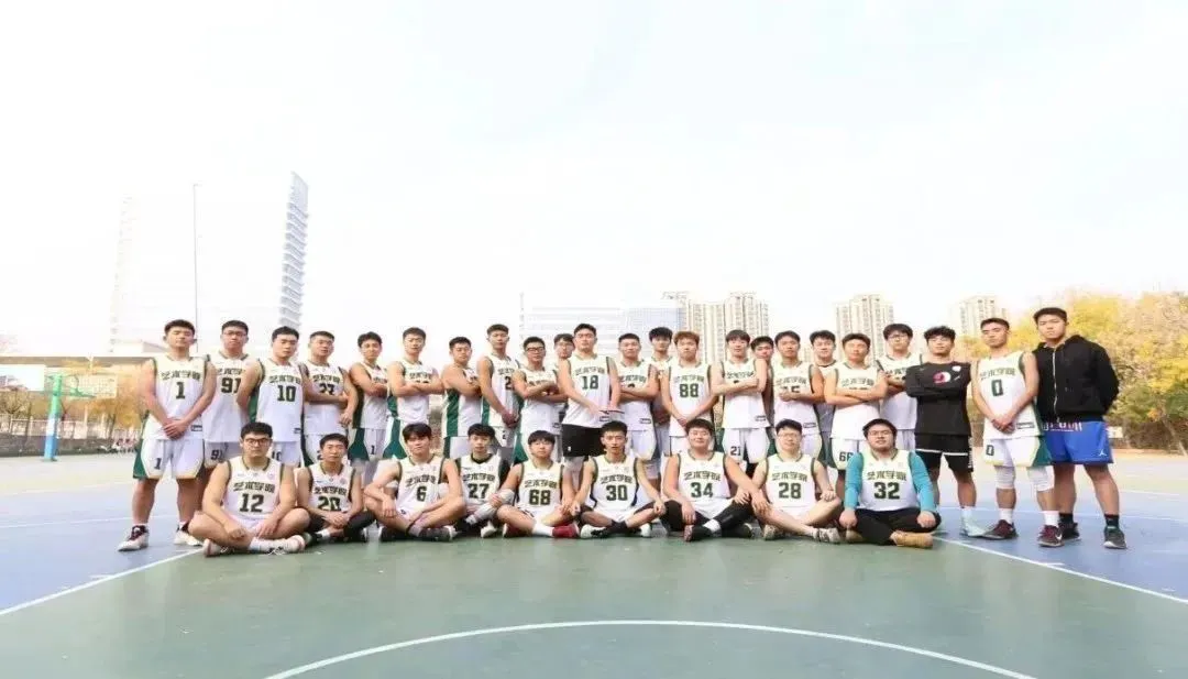 如何通过模拟比赛环境提升投篮表现_0